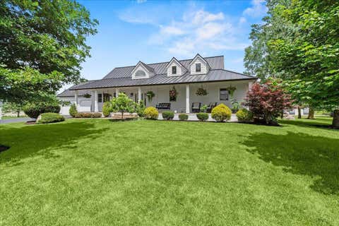 Photo for 18500 Pine Lane
