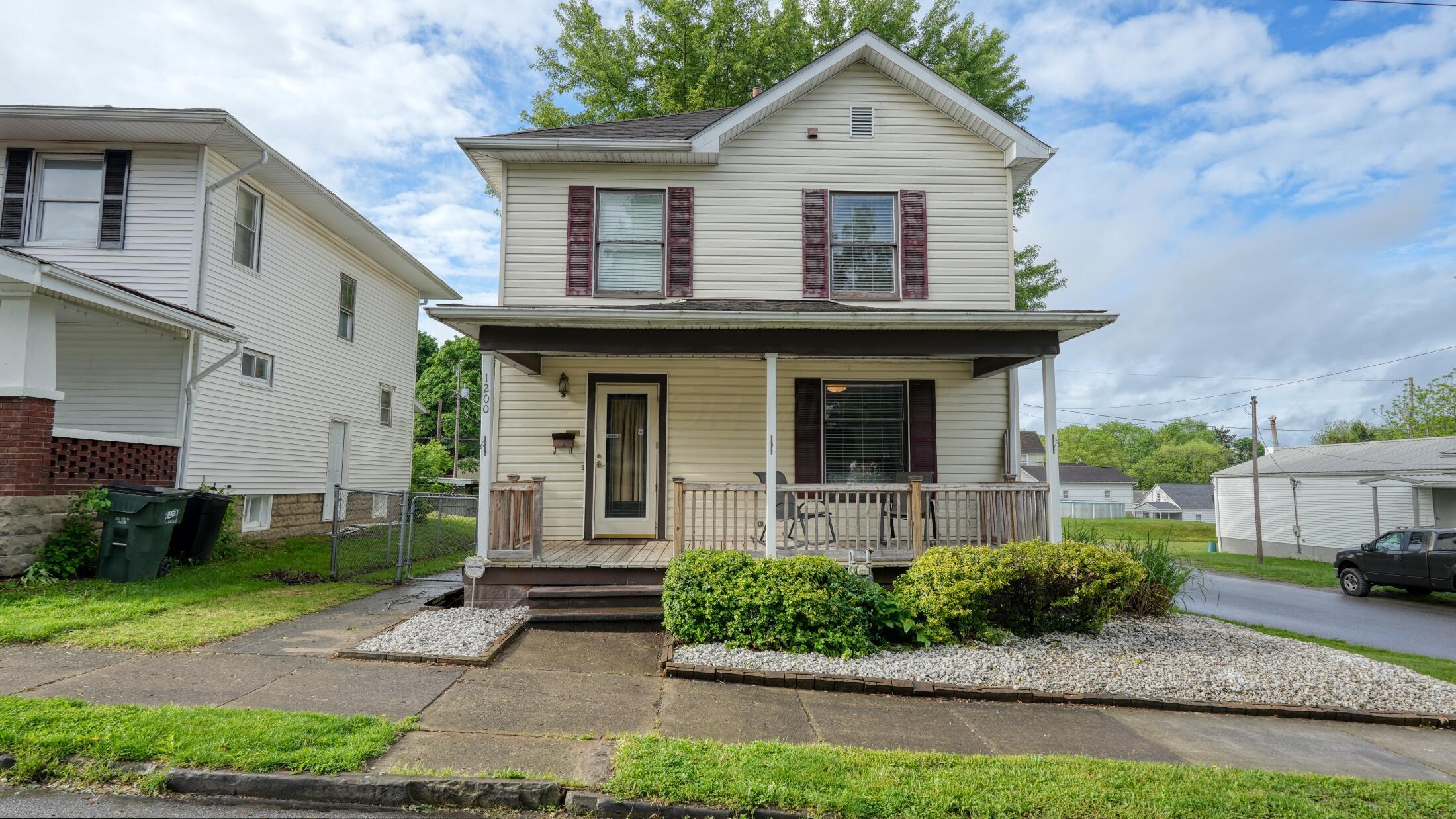 1200 Blaine Avenue, Cambridge, Ohio image 1