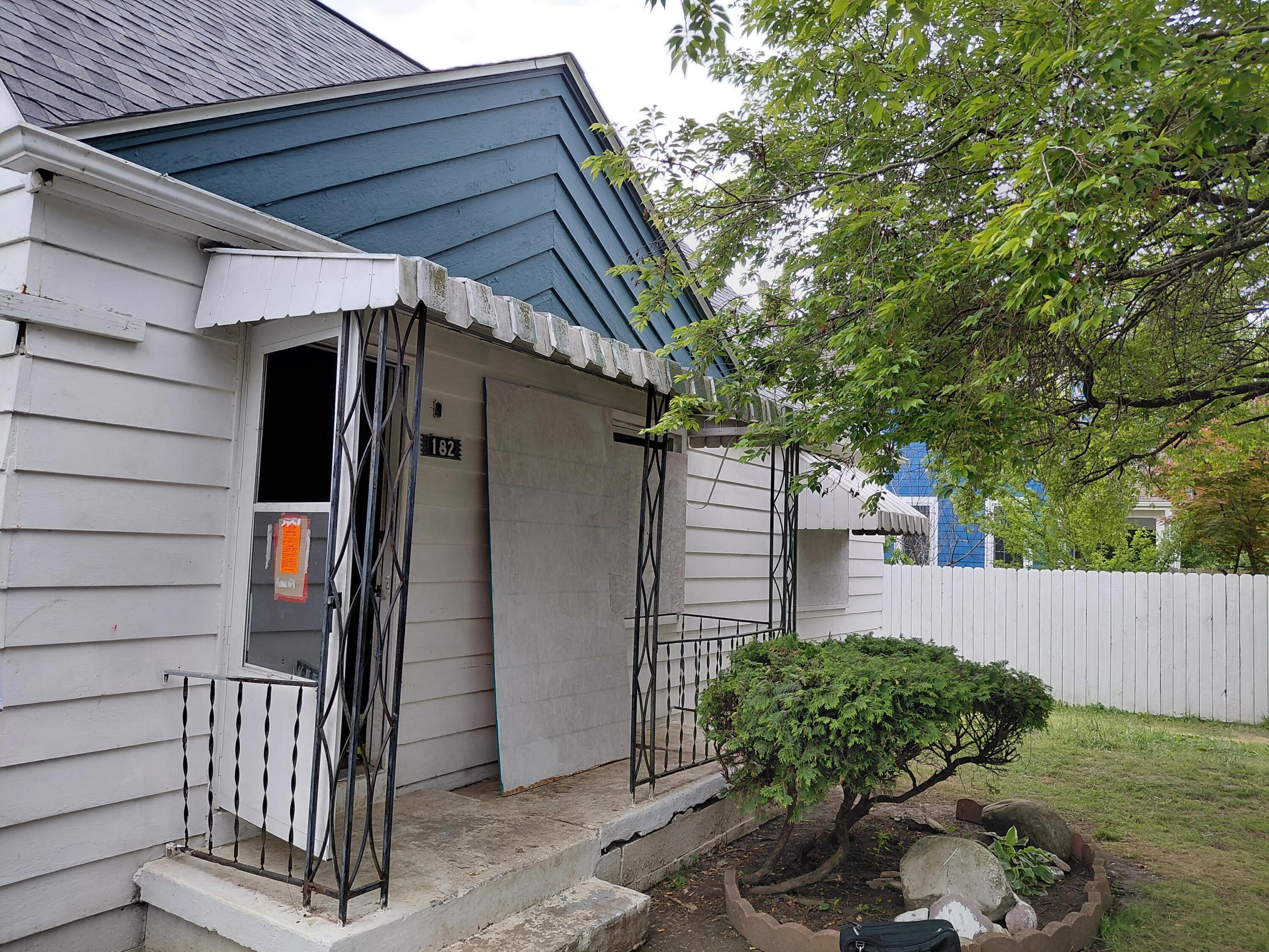 182 S Hague Avenue