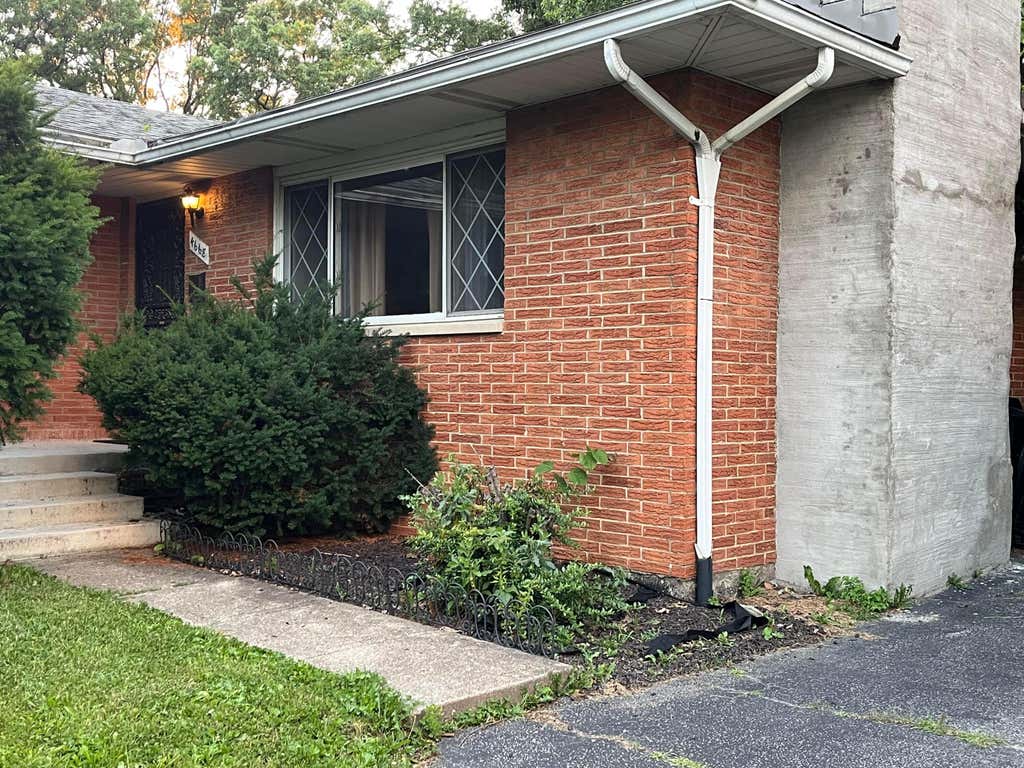 Photo of 4668 Belfast Drive, Columbus, OH 43227 (MLS # 226022728)