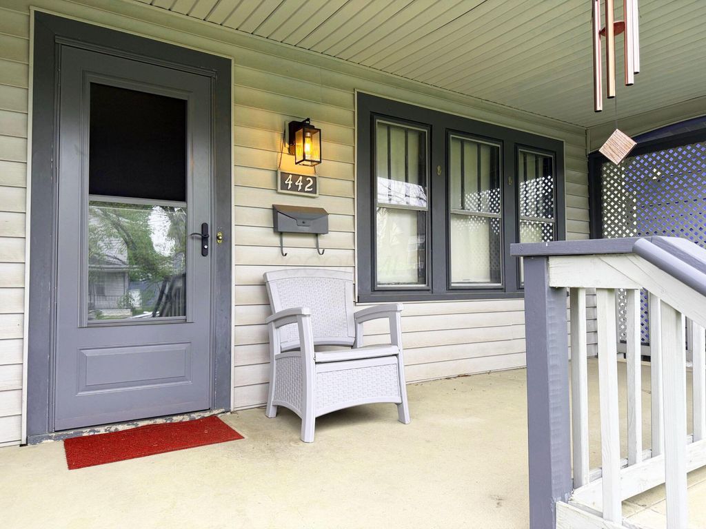 Photo of 442 Larcomb Avenue, Columbus, OH 43223 (MLS # 226014479)