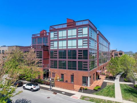 Photo of 367 Auden Avenue 213 #213, Columbus, OH 43215 (MLS # 225014191)