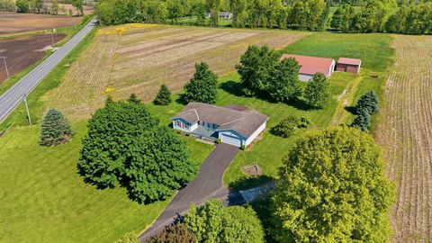 Photo of 1274 Marion Road NW, Utica, OH 43080 (MLS # 226017202)