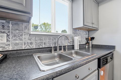 Tiny photo for 3010 Bennington Avenue, Columbus, OH 43231 (MLS # 225040987)