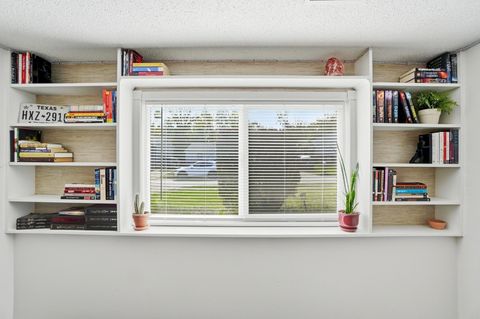 Tiny photo for 3010 Bennington Avenue, Columbus, OH 43231 (MLS # 225040987)