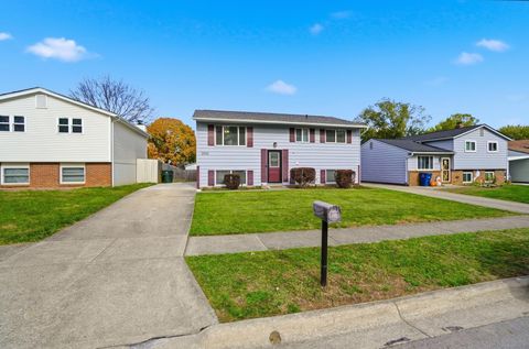 Tiny photo for 3010 Bennington Avenue, Columbus, OH 43231 (MLS # 225040987)