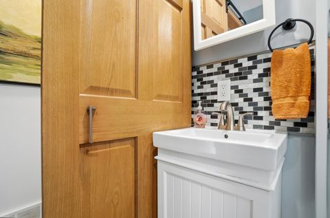 Tiny photo for 3010 Bennington Avenue, Columbus, OH 43231 (MLS # 225040987)