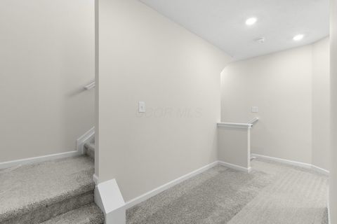 Tiny photo for 6522 Wheatly Road LOT 801 #LOT 801, New Albany, OH 43054 (MLS # 225035256)