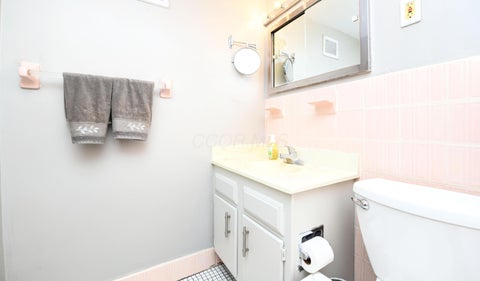 Tiny photo for 1620 E Broad Street 606 #606, Columbus, OH 43203 (MLS # 226026070)