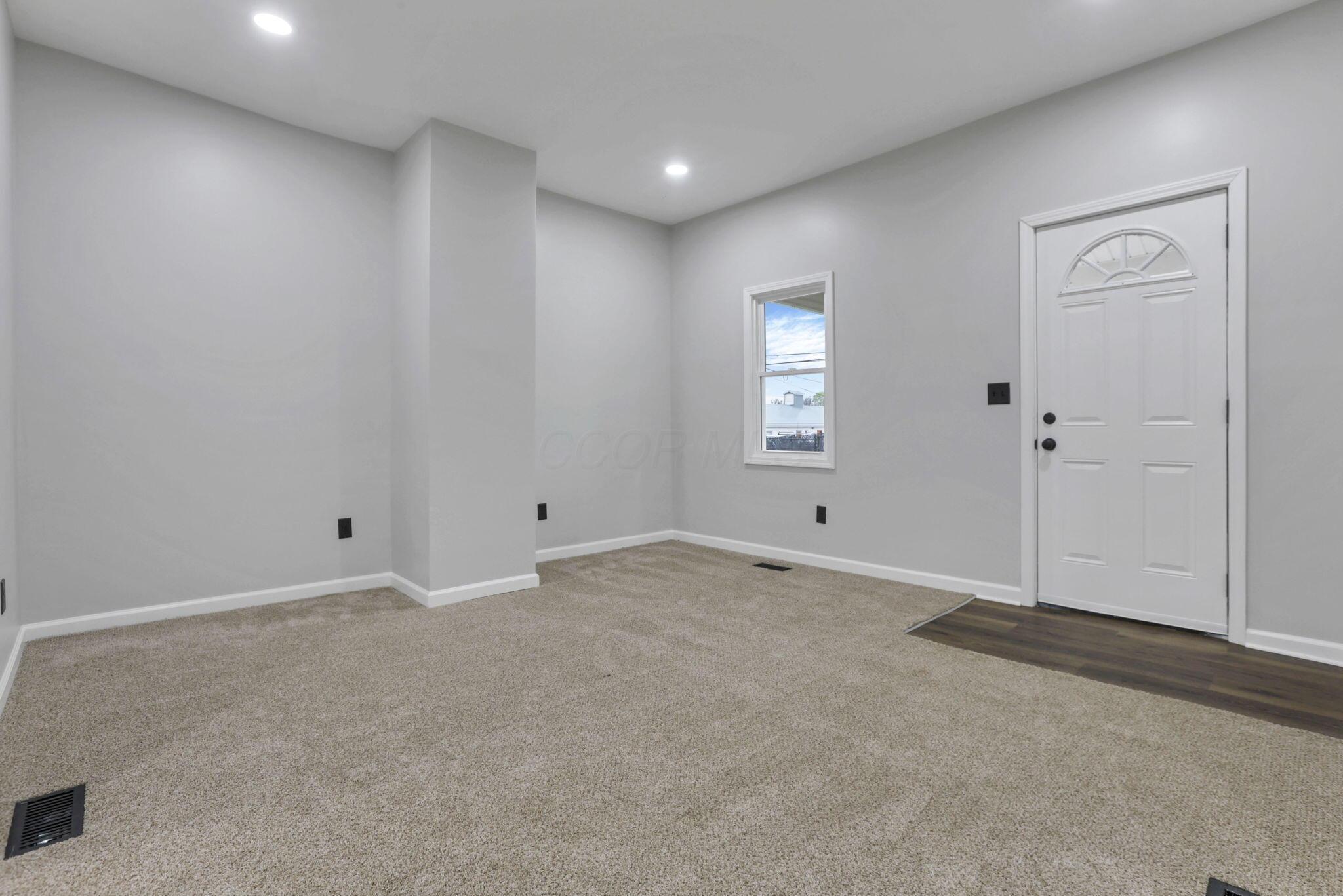 518 S Columbus Street, Lancaster, Ohio image 7