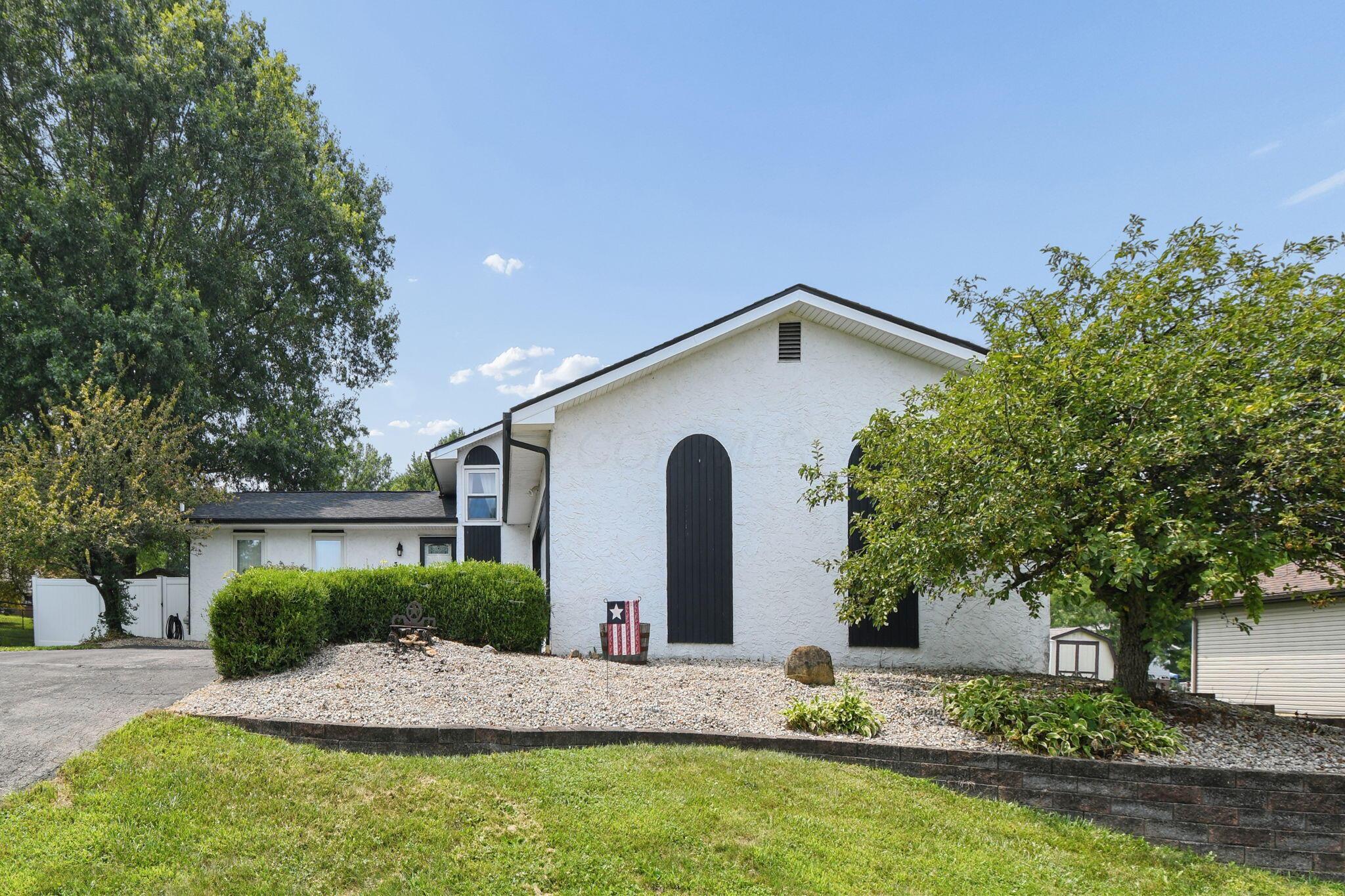 34 Carnation Place SW