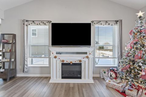 Tiny photo for 517 Pagoda Loop, Delaware, OH 43015 (MLS # 225044884)