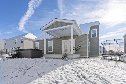 Tiny photo for 517 Pagoda Loop, Delaware, OH 43015 (MLS # 225044884)