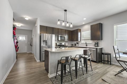 Tiny photo for 517 Pagoda Loop, Delaware, OH 43015 (MLS # 225044884)