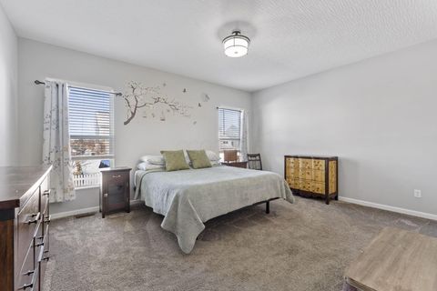 Tiny photo for 517 Pagoda Loop, Delaware, OH 43015 (MLS # 225044884)