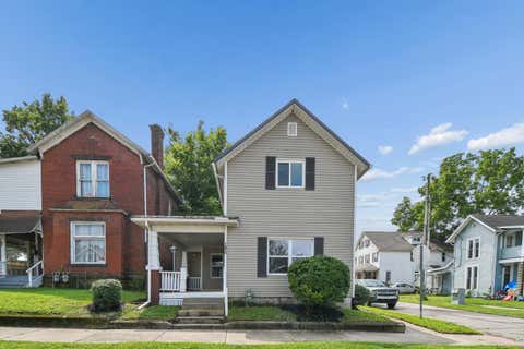 Photo of 185 W Locust Street, Newark, OH 43055 (MLS # 226031823)