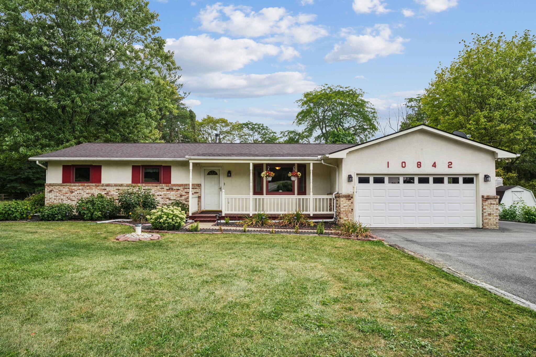 10842 Johnstown Road, New Albany, Ohio image 2
