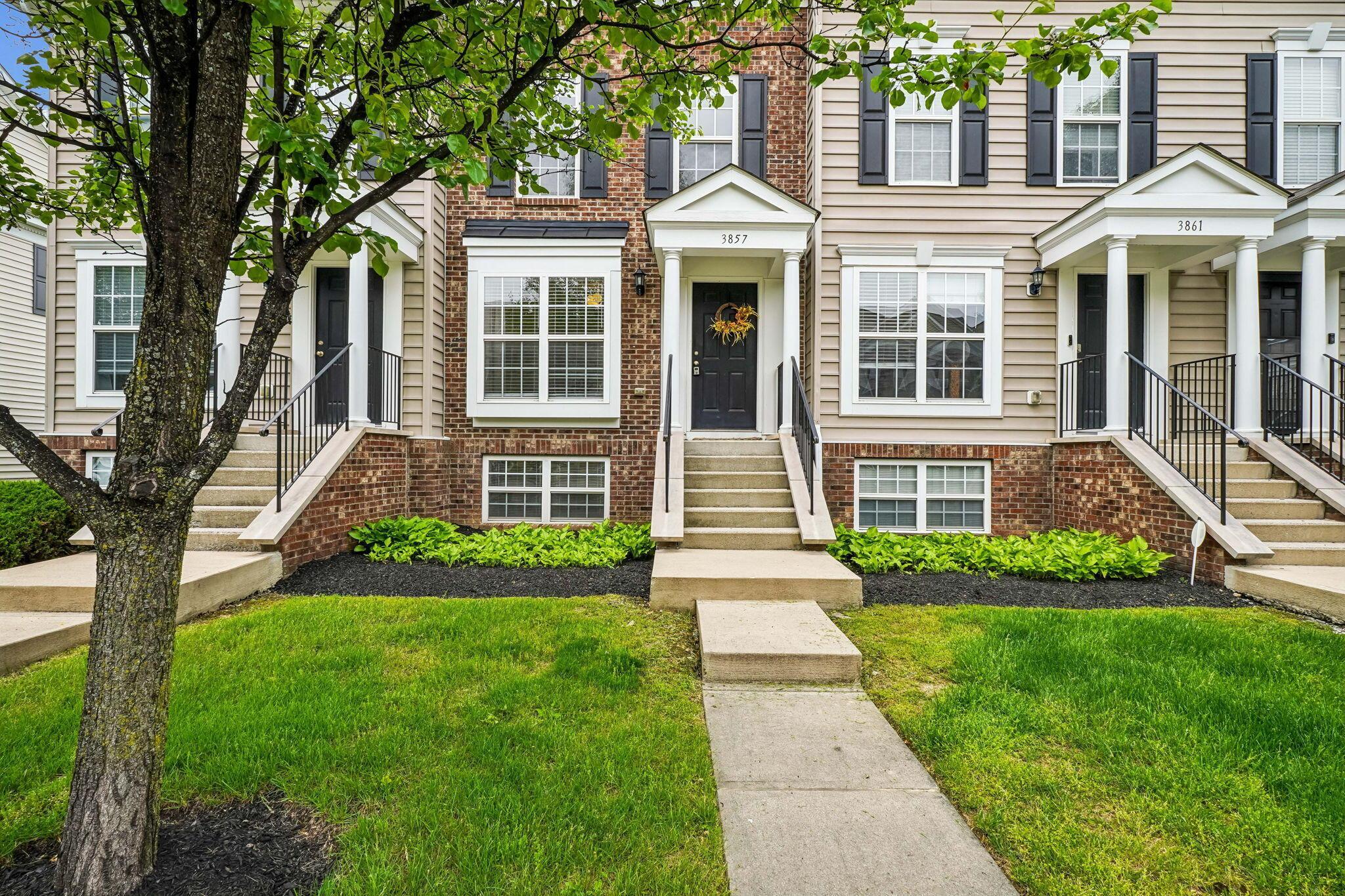 3857 Dowitcher Lane, Columbus, Ohio image 2