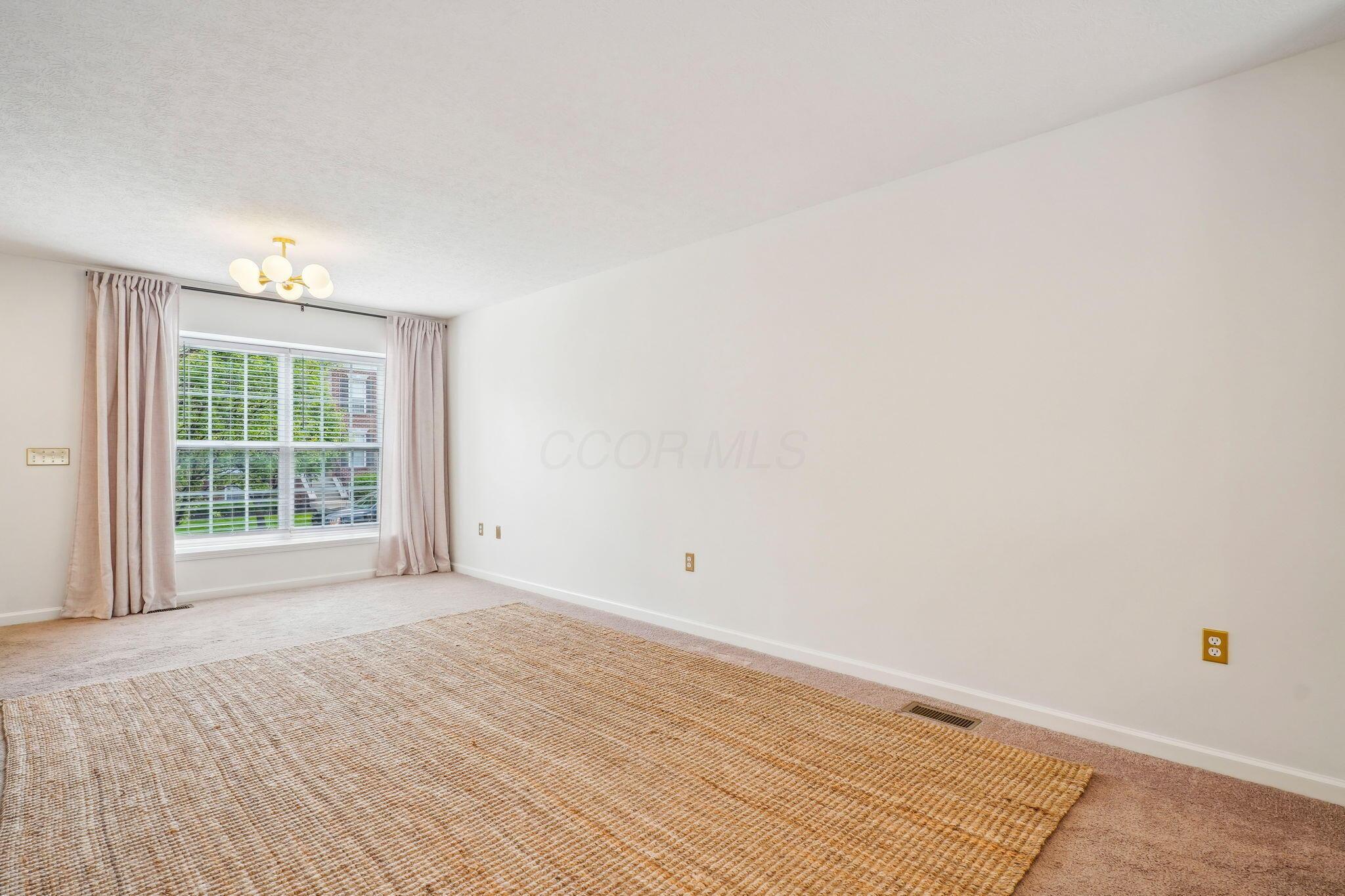 3857 Dowitcher Lane, Columbus, Ohio image 6
