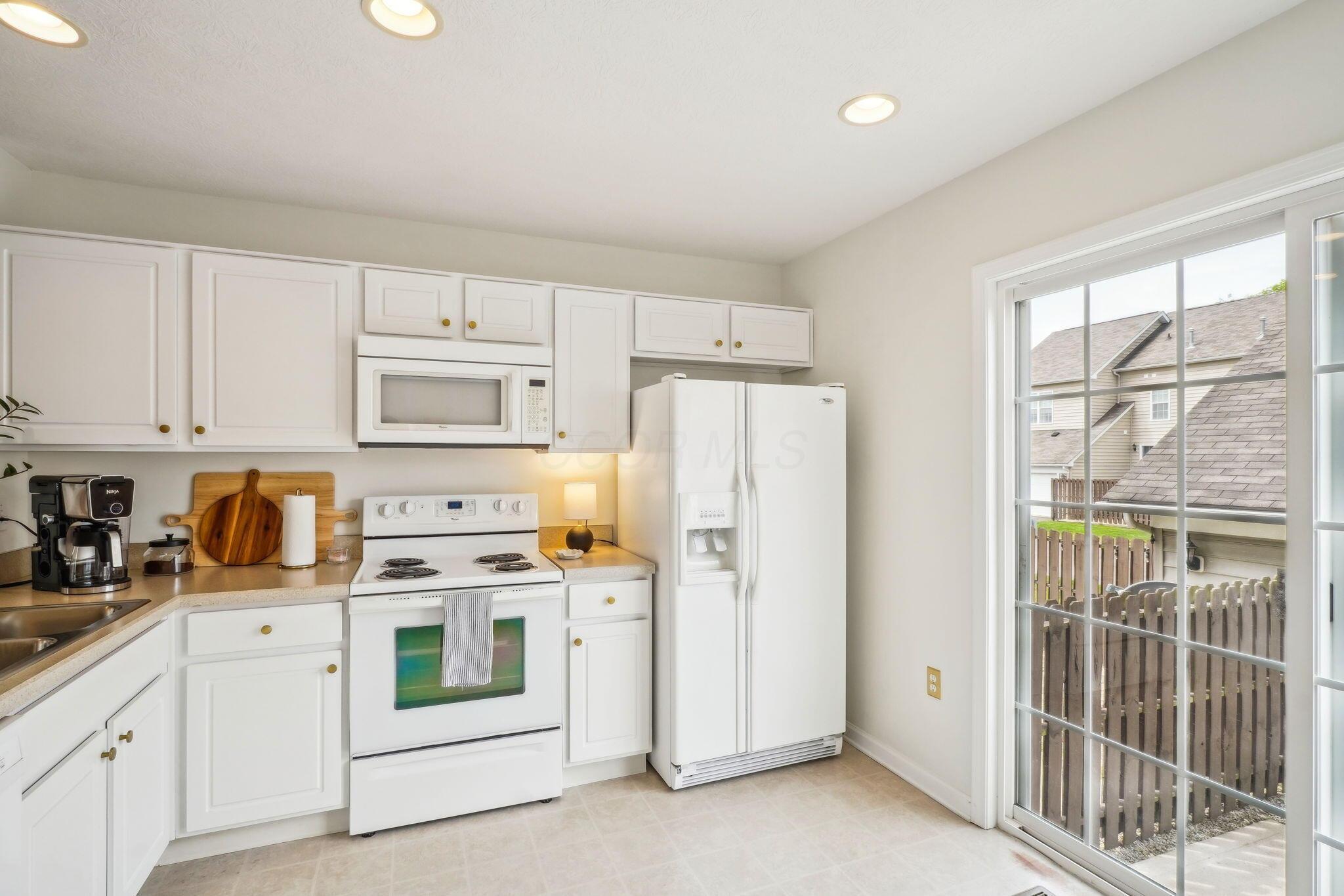 3857 Dowitcher Lane, Columbus, Ohio image 12