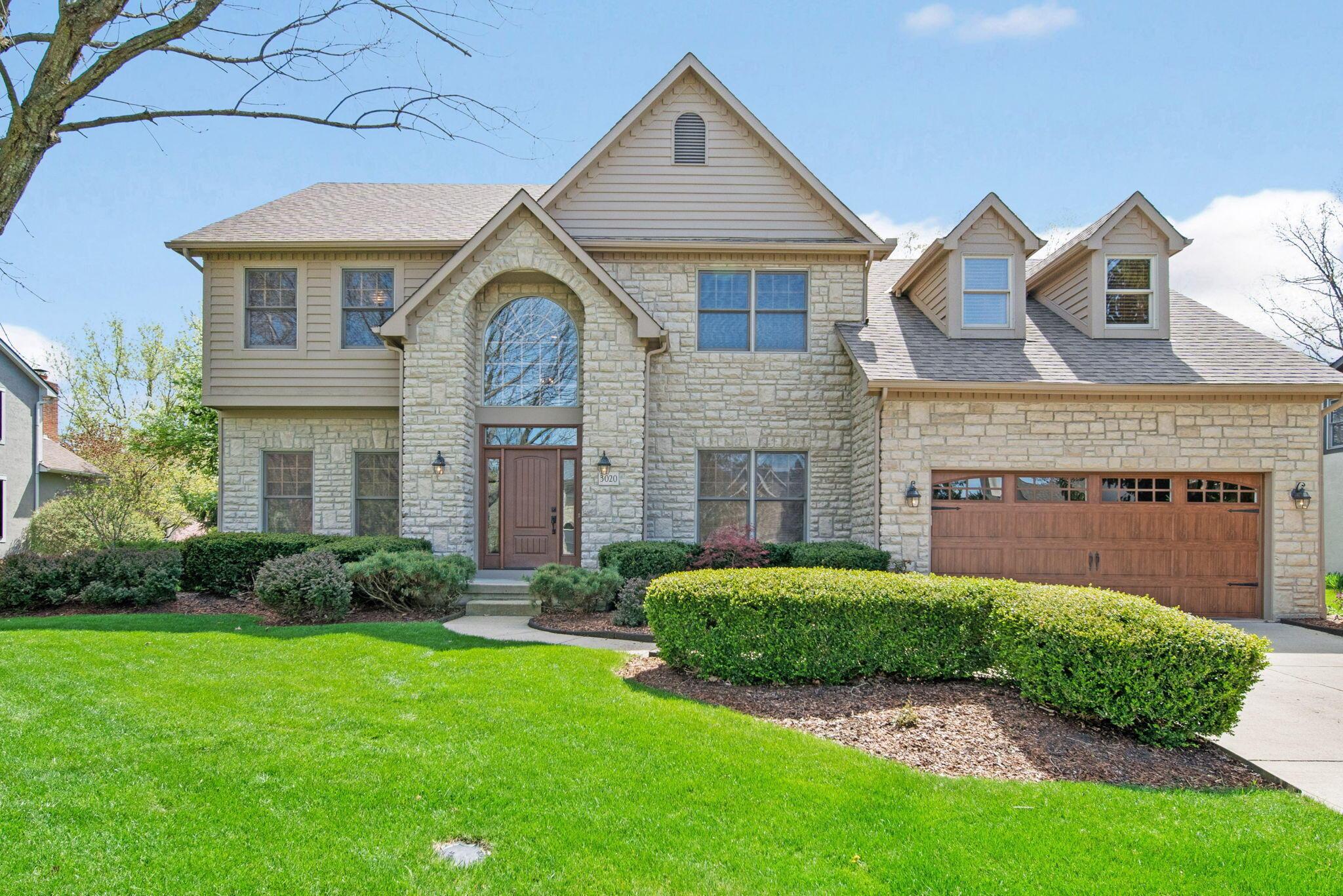 3020 Nantucket Dr, Lewis Center, Ohio image 2