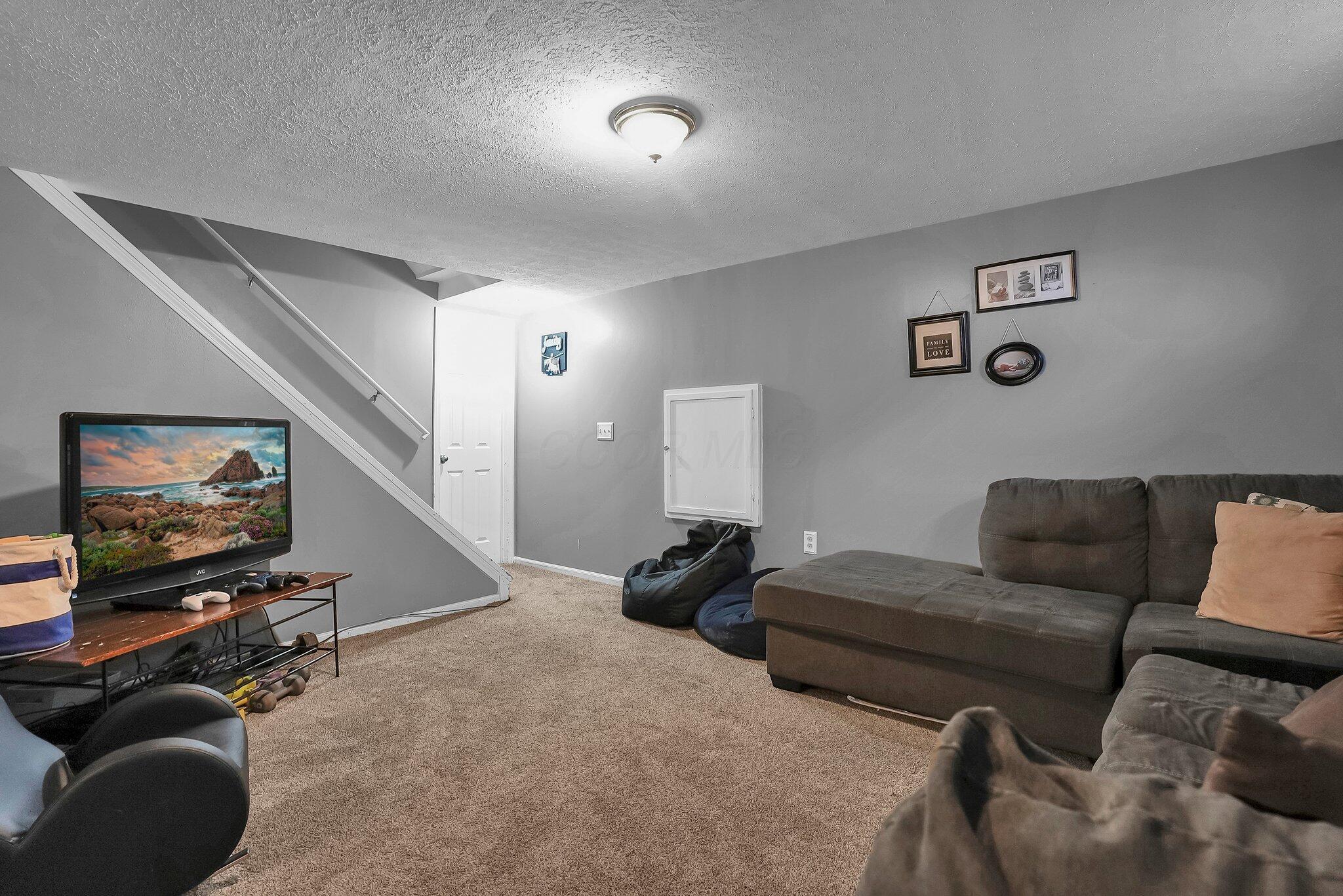 7340 Woodlow Drive, Reynoldsburg, Ohio image 18
