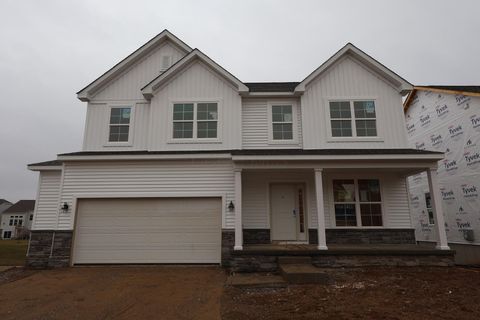 Photo of 4562 Burgstaller Court, Grove City, OH 43123 (MLS # 226000114)