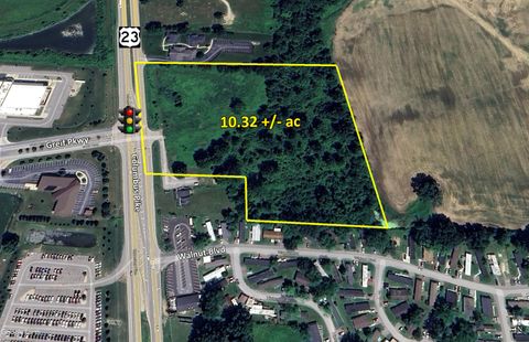 Photo of 5143 and 0 Columbus Pike, Lewis Center, OH 43035 (MLS # 226003011)