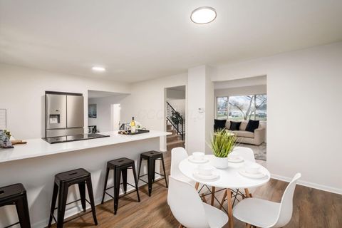 Tiny photo for 706 Ross Road, Columbus, OH 43213 (MLS # 226000625)