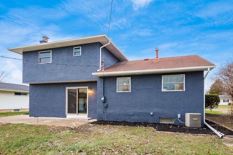 Tiny photo for 706 Ross Road, Columbus, OH 43213 (MLS # 226000625)