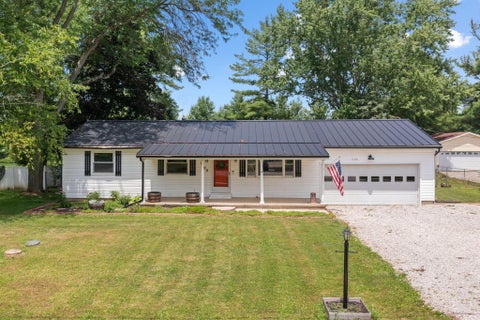 Photo of 1108 Owens Road W, Marion, OH 43302 (MLS # 226024320)