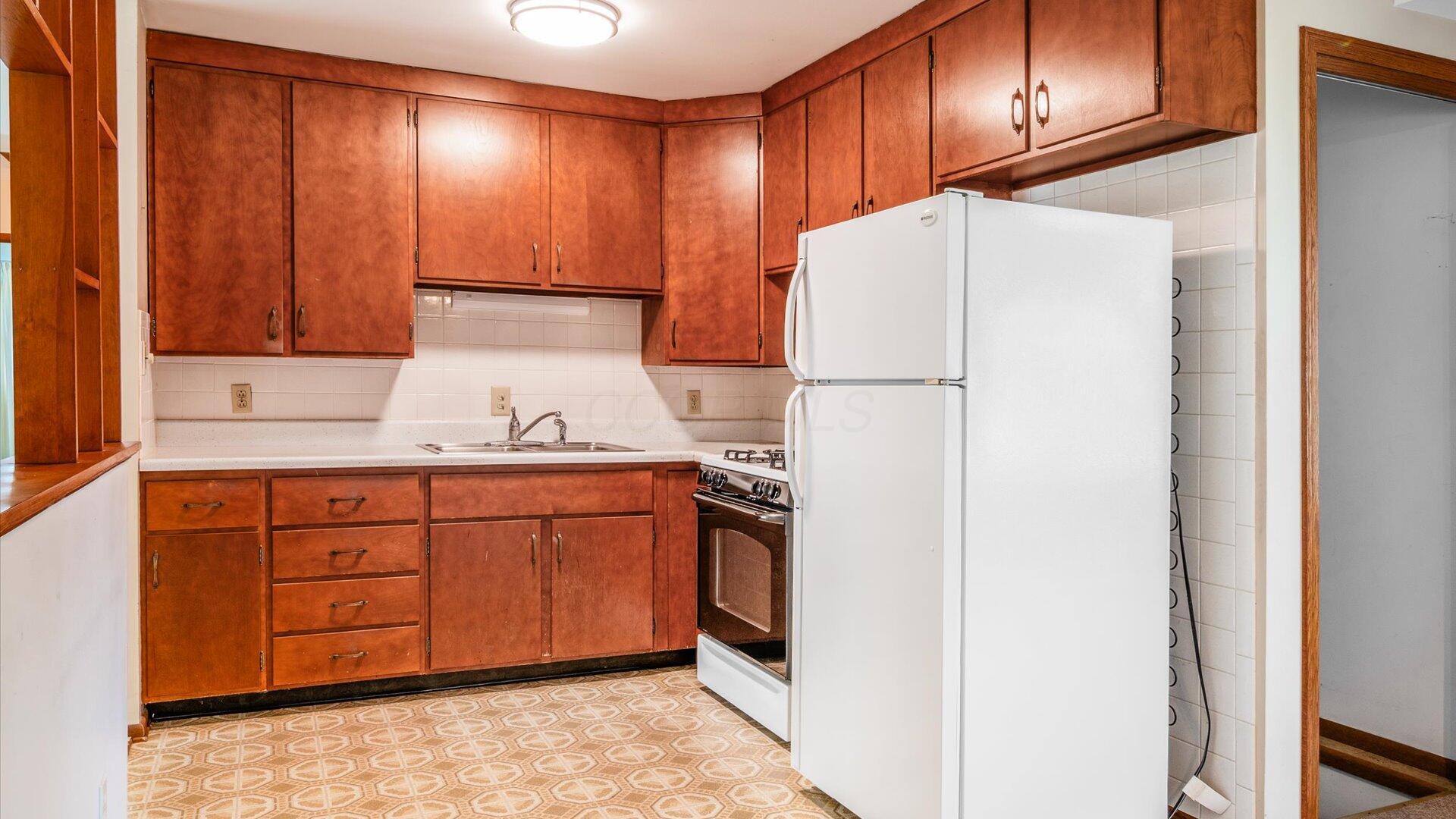 114 Dorchester Drive, Baltimore, Ohio image 6