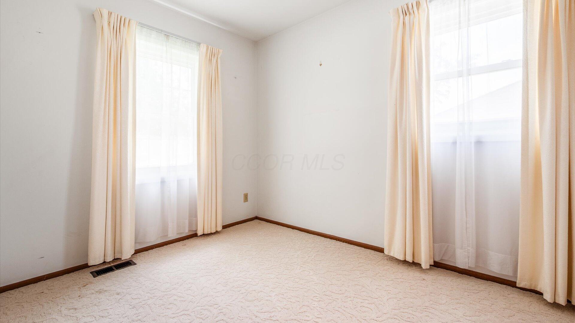 114 Dorchester Drive, Baltimore, Ohio image 11