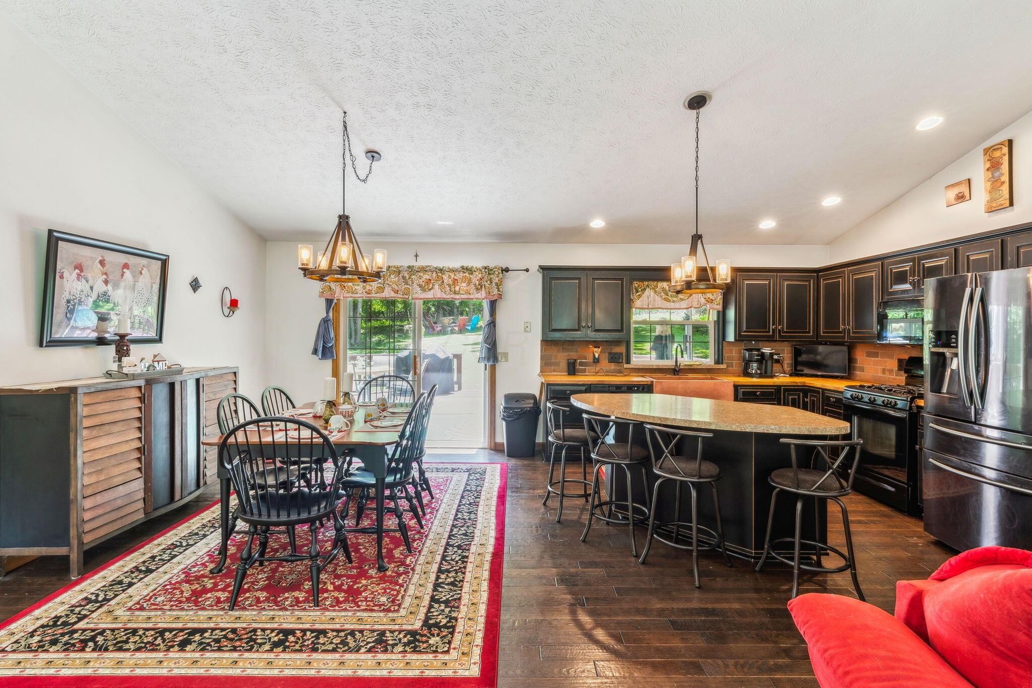 265 Lakeview Heights Drive, Howard, Ohio image 7