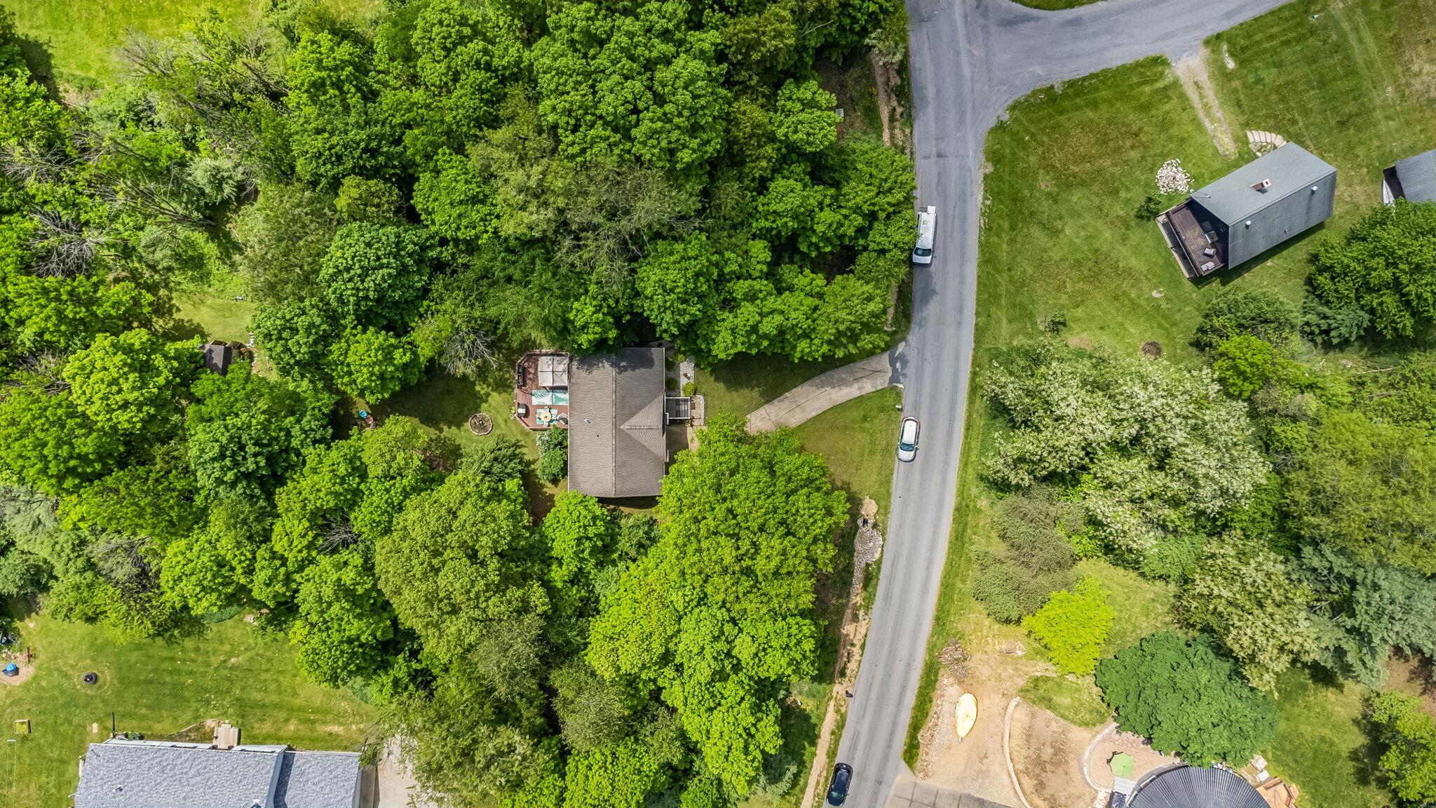 265 Lakeview Heights Drive, Howard, Ohio image 25
