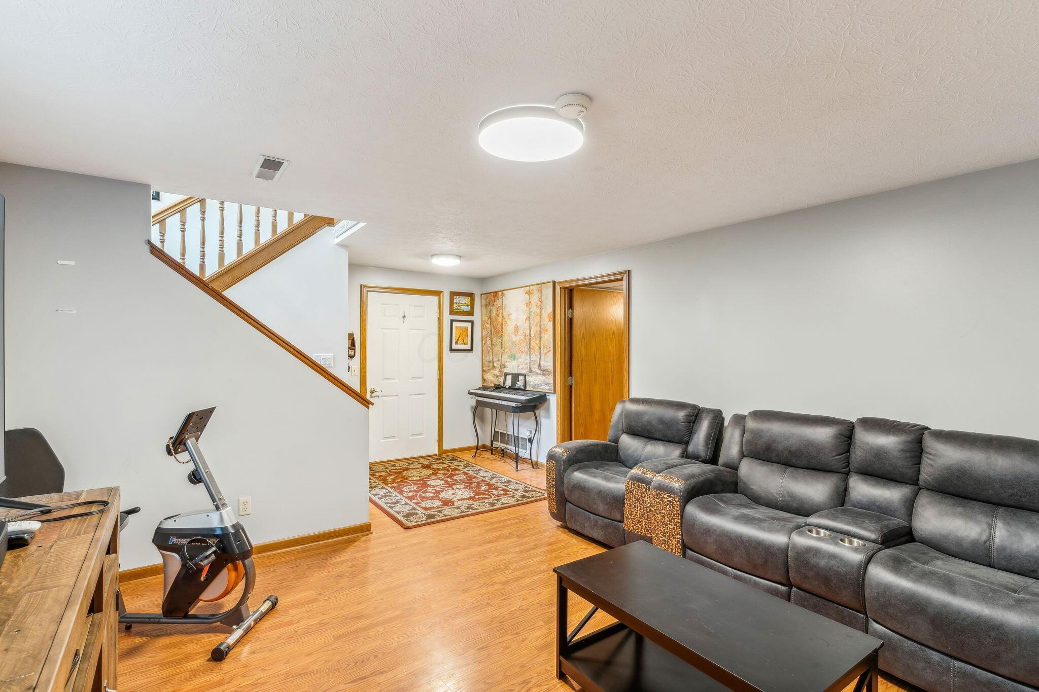 265 Lakeview Heights Drive, Howard, Ohio image 19