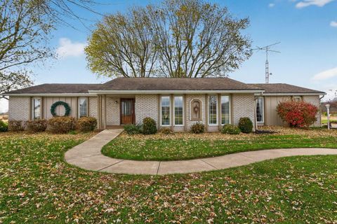 Photo of 2531 Kreis Road, Marion, OH 43302 (MLS # 225043017)