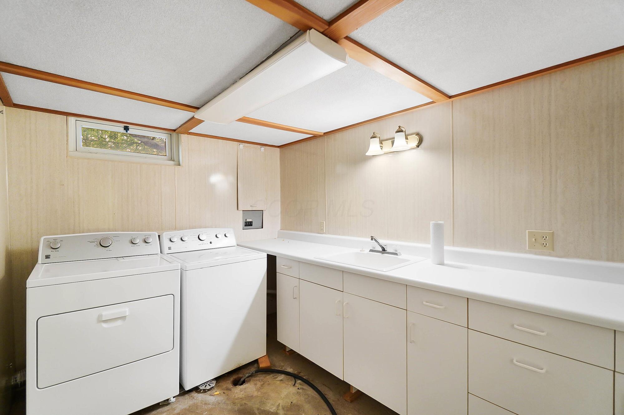 3552 Devin Road, Grove City, Ohio image 33