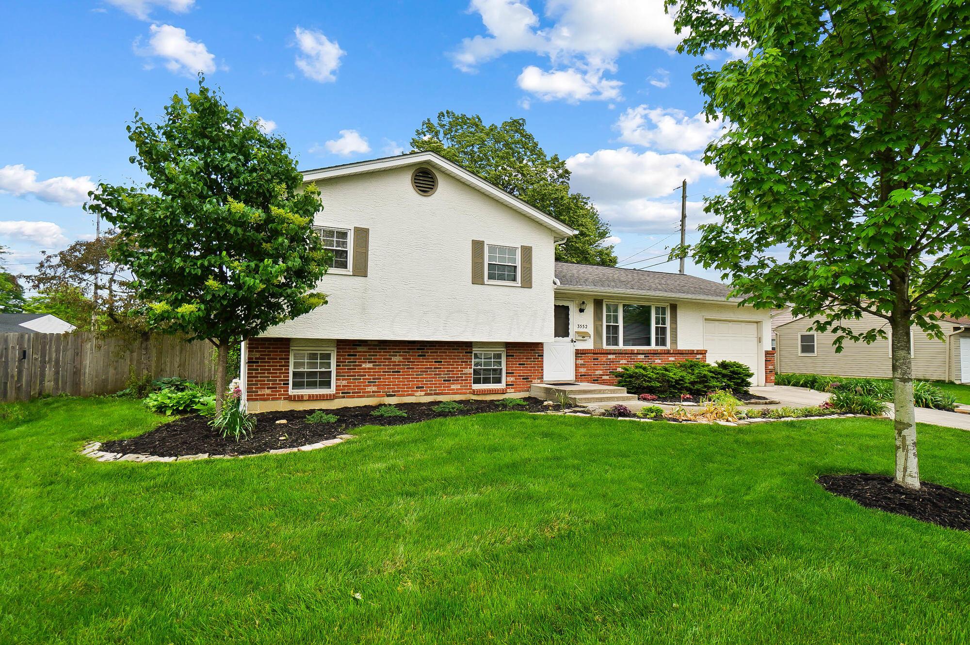 3552 Devin Road, Grove City, Ohio image 5