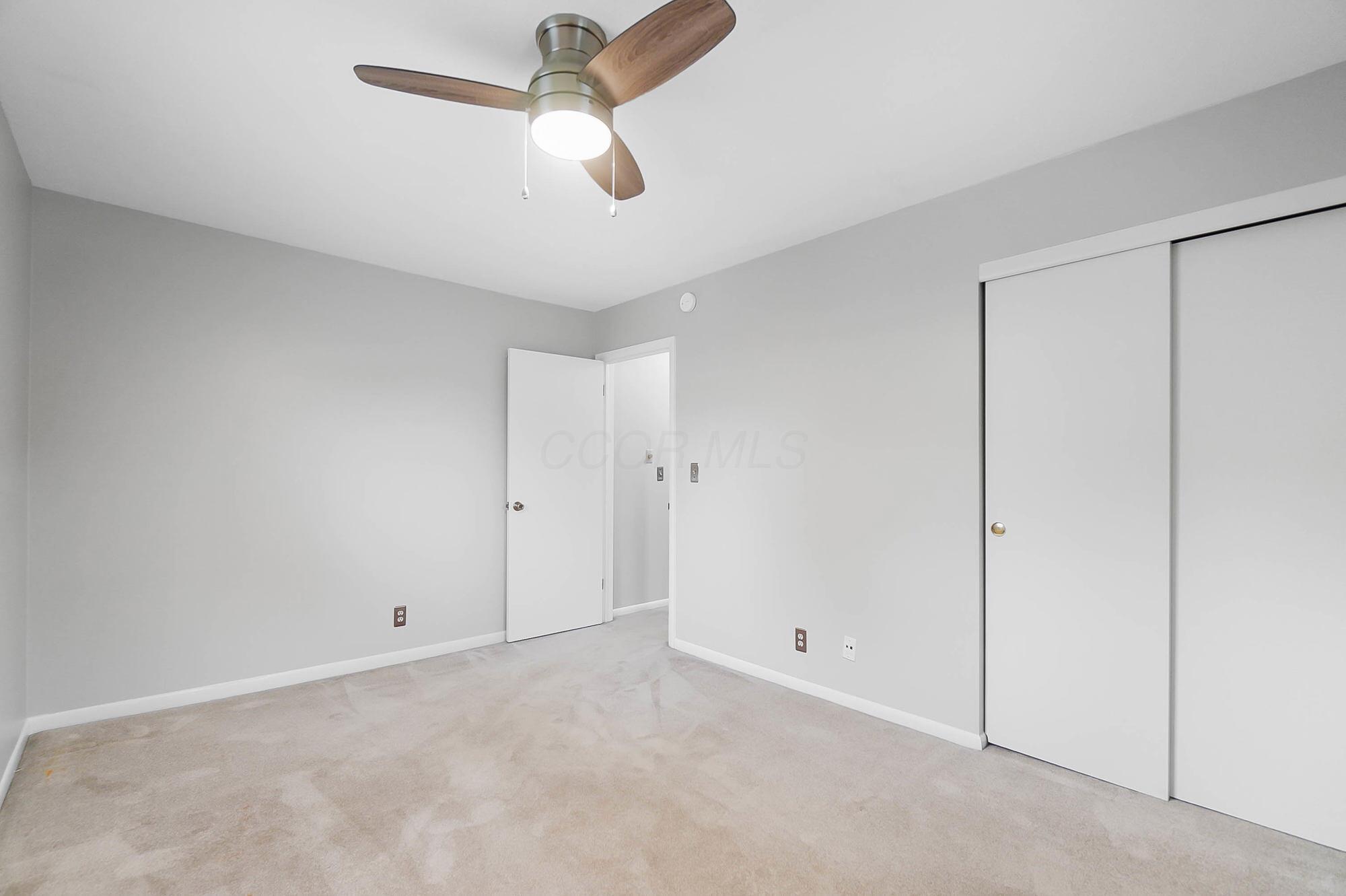 3552 Devin Road, Grove City, Ohio image 21