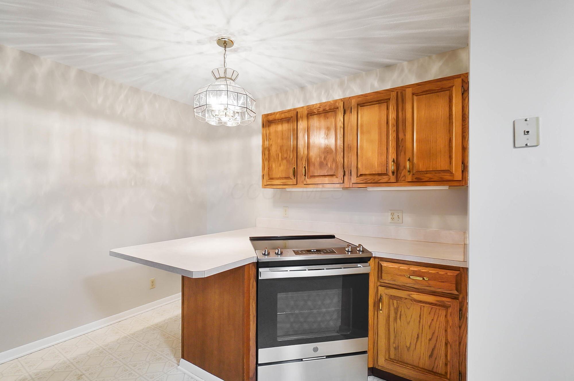 3552 Devin Road, Grove City, Ohio image 13