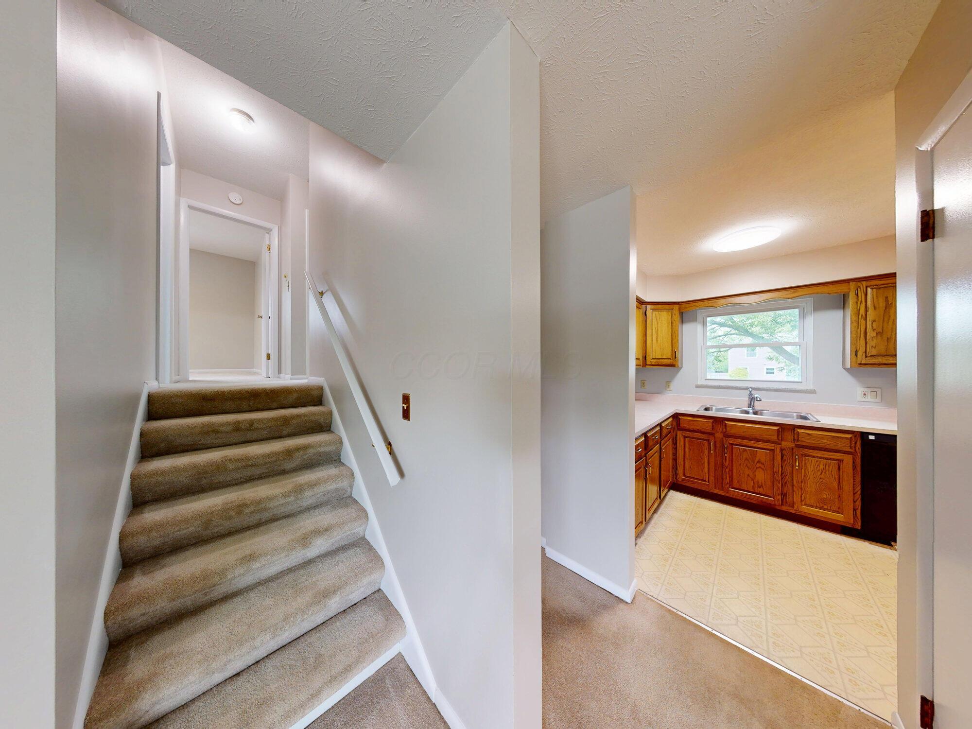 3552 Devin Road, Grove City, Ohio image 16