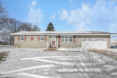Photo of 13617 Millersburg Road, Danville, OH 43014 (MLS # 226003488)
