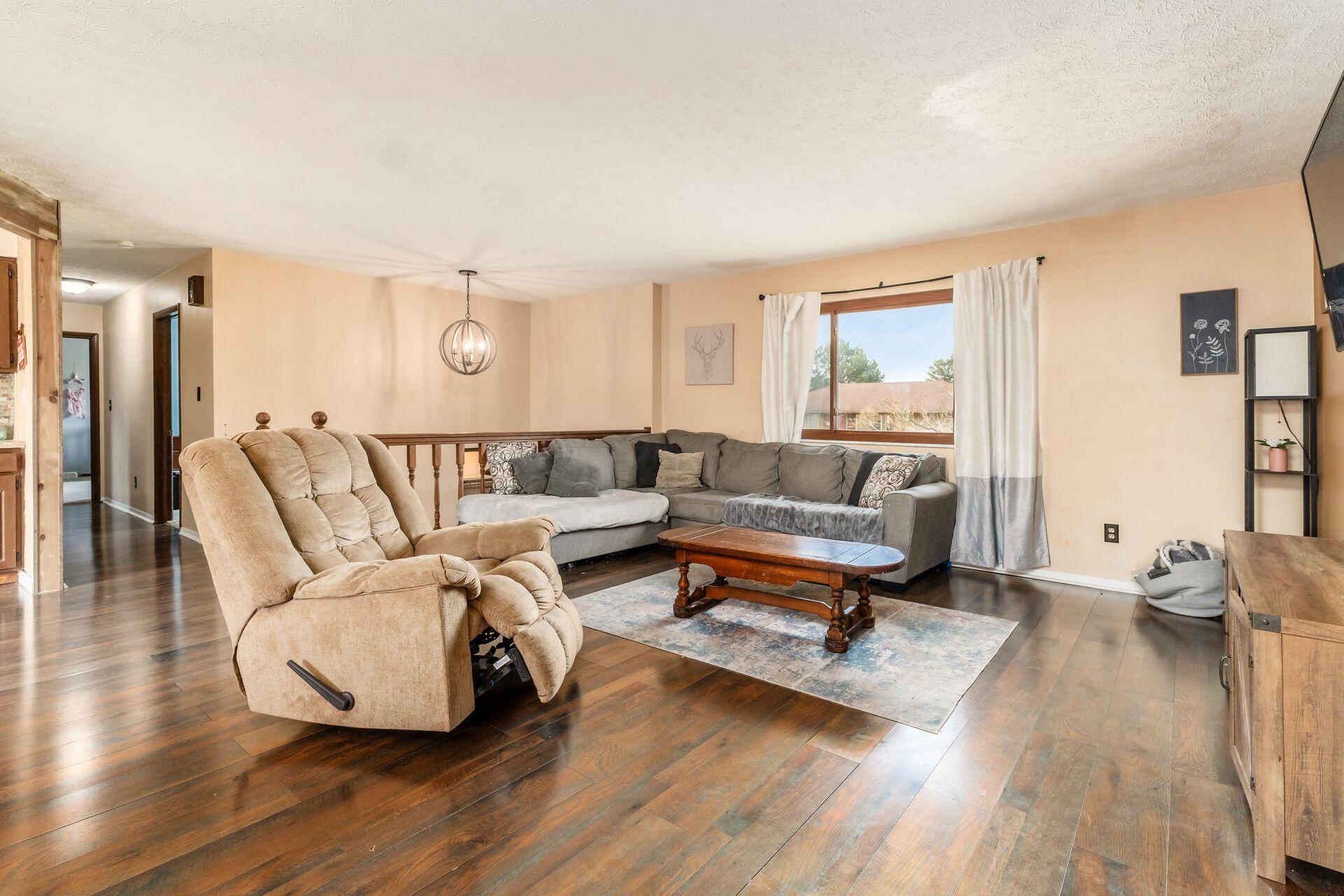 7056 White Butterfly Lane