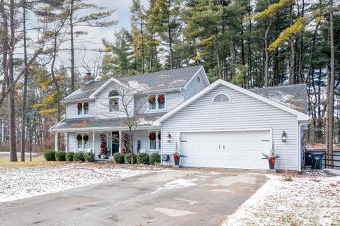 Photo of 1116 Bon Air Drive, Urbana, OH 43078 (MLS # 226001613)