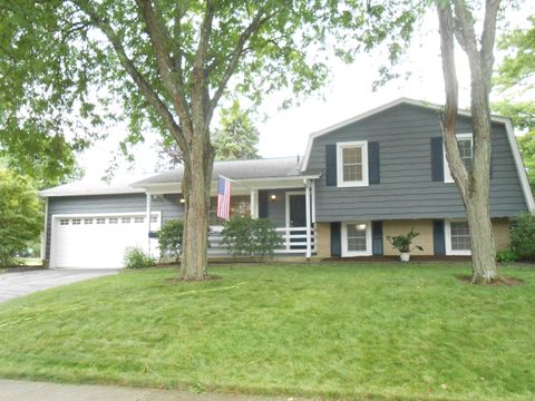 Photo of 1943 Greensboro Drive, Columbus, OH 43220 (MLS # 226023838)