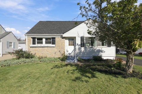 Photo of 1234 Carbone Drive, Columbus, OH 43224 (MLS # 226040805)