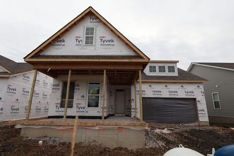 Photo of 3013 Darby Downs Road, Grove City, OH 43123 (MLS # 226001124)