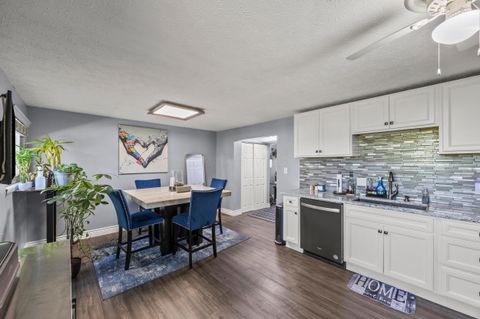 Tiny photo for 2844 Kingsrowe Court 27 #27, Columbus, OH 43209 (MLS # 225041099)