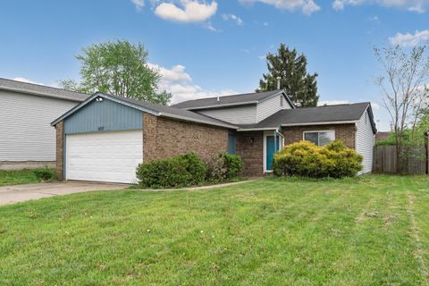 Photo of 3495 Dellwin Court, Columbus, OH 43231 (MLS # 225015780)